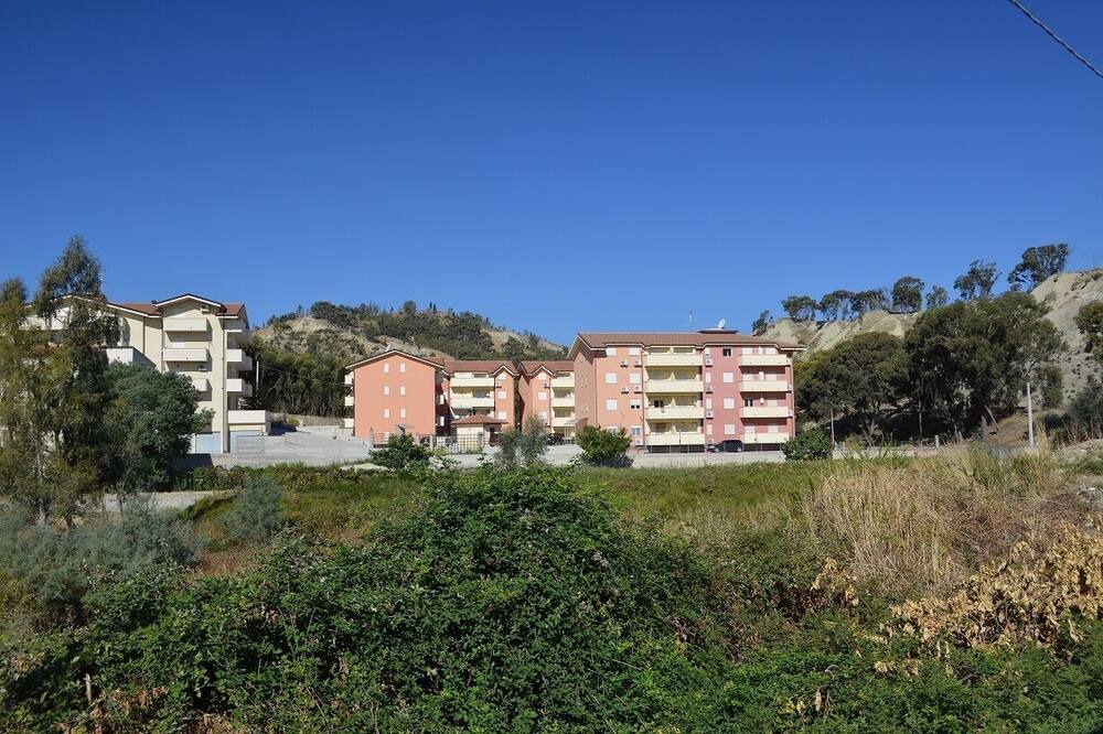 Photo of Others in Caulonia