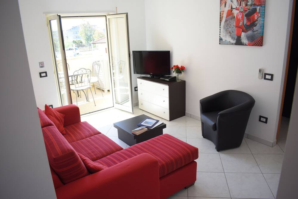 Photo of Livingroom in Caulonia