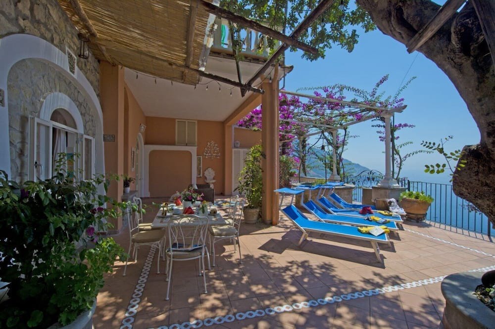 Photo of Patio Balcony in Chiesa Nuova