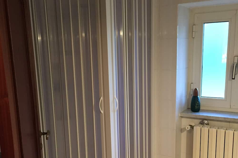 Photo of Bathroom in Arpaise
