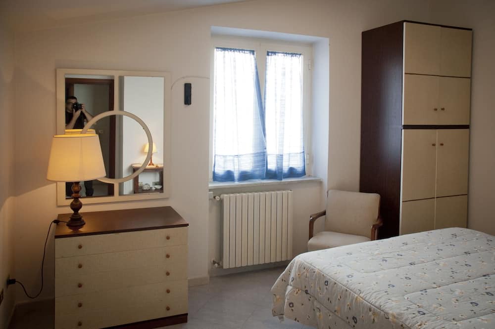 Photo of Bedroom in Arpaise