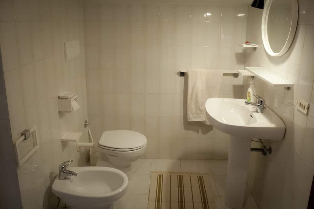 Photo of Bathroom in Arpaise