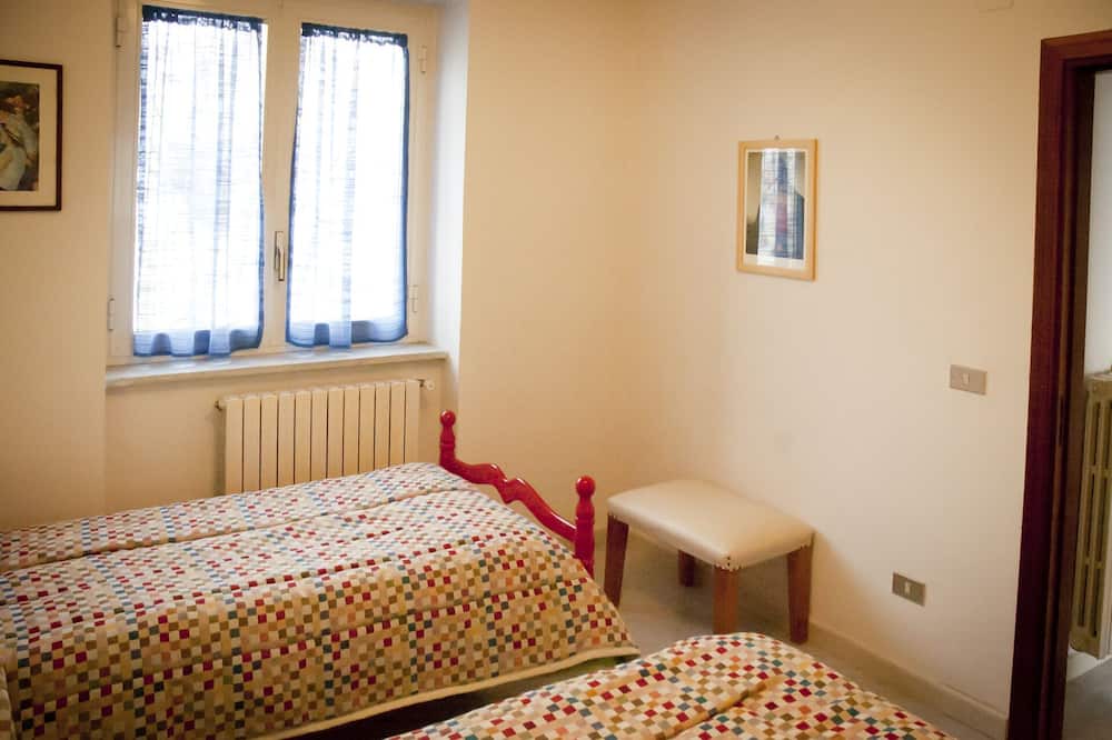Photo of Bedroom in Arpaise