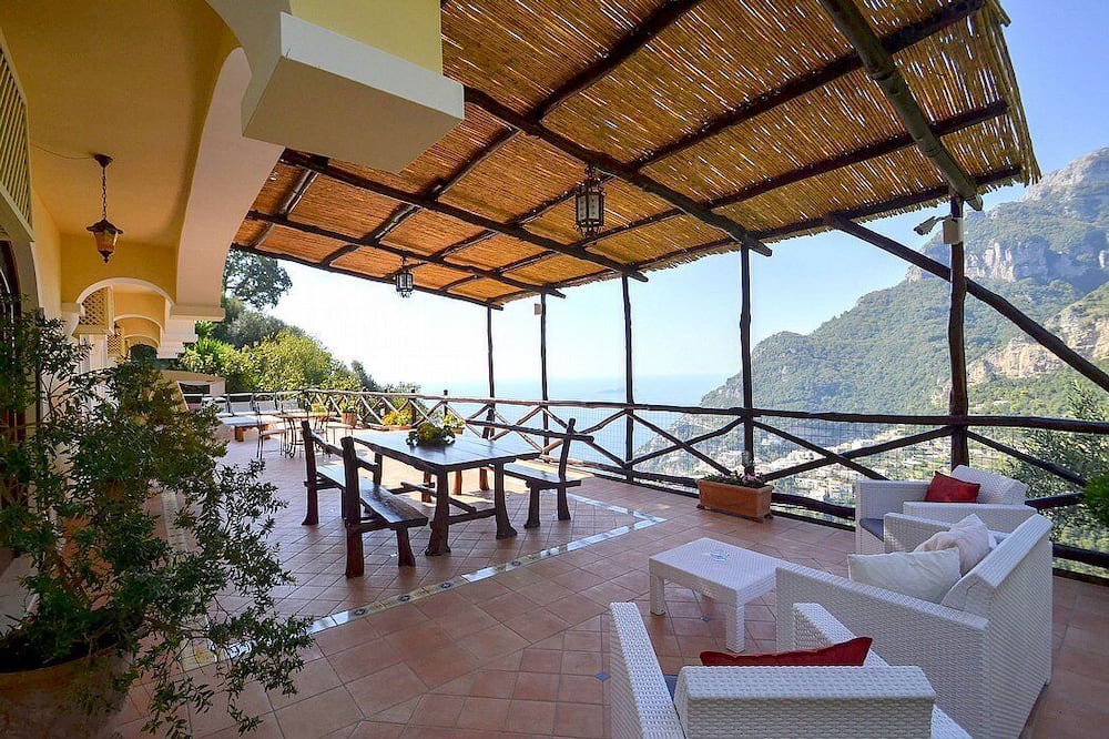 Photo of Patio Balcony in Montepertuso