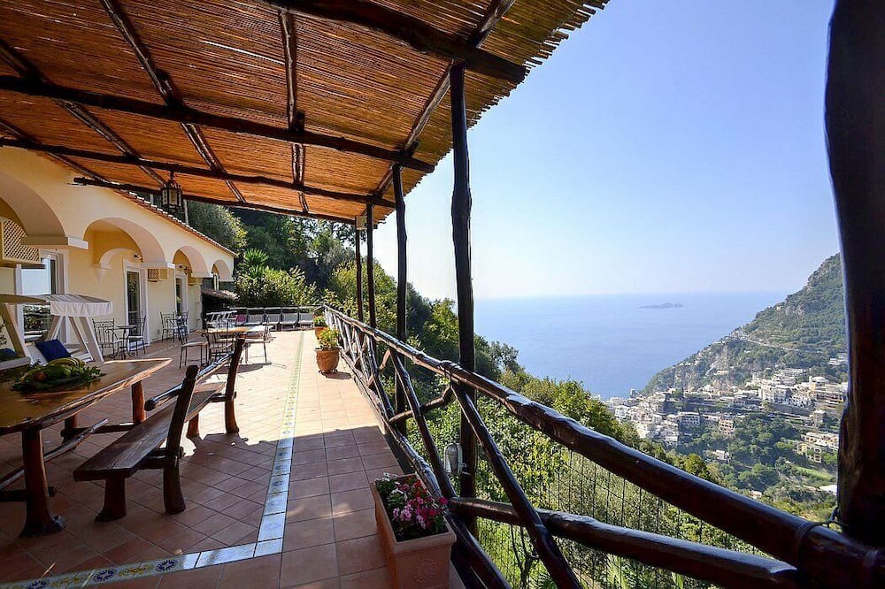 Photo of Patio Balcony in Montepertuso