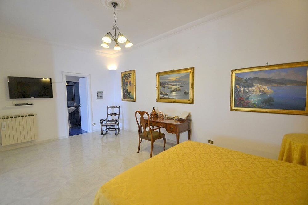 Photo of Bedroom in Montepertuso