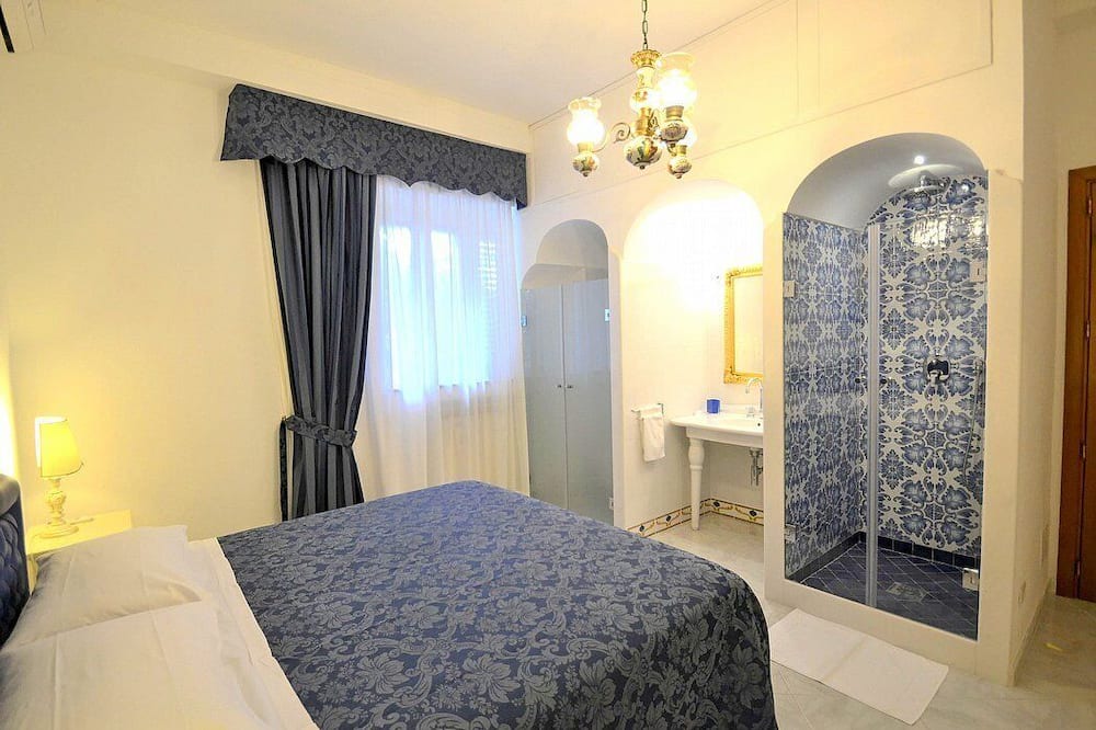 Photo of Bedroom in Montepertuso