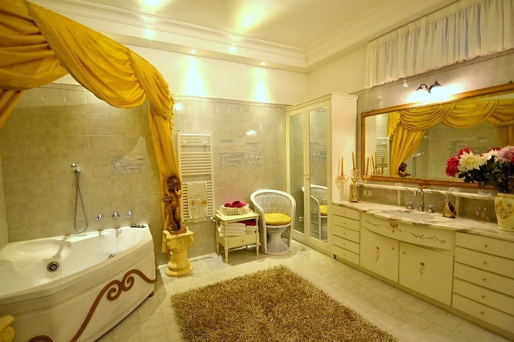 Photo of Bathroom in Montepertuso