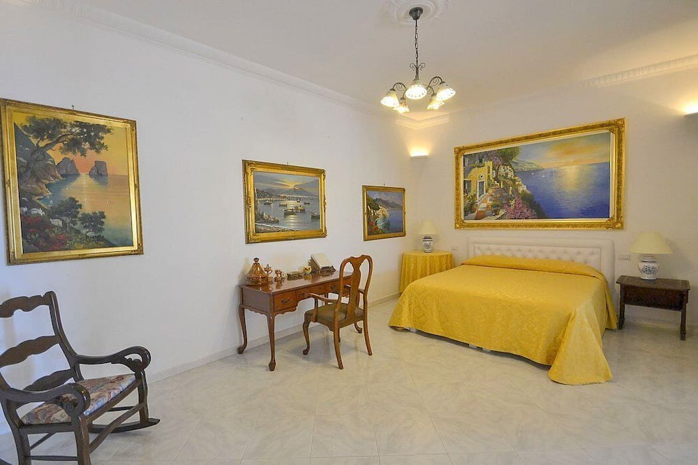 Photo of Bedroom in Montepertuso