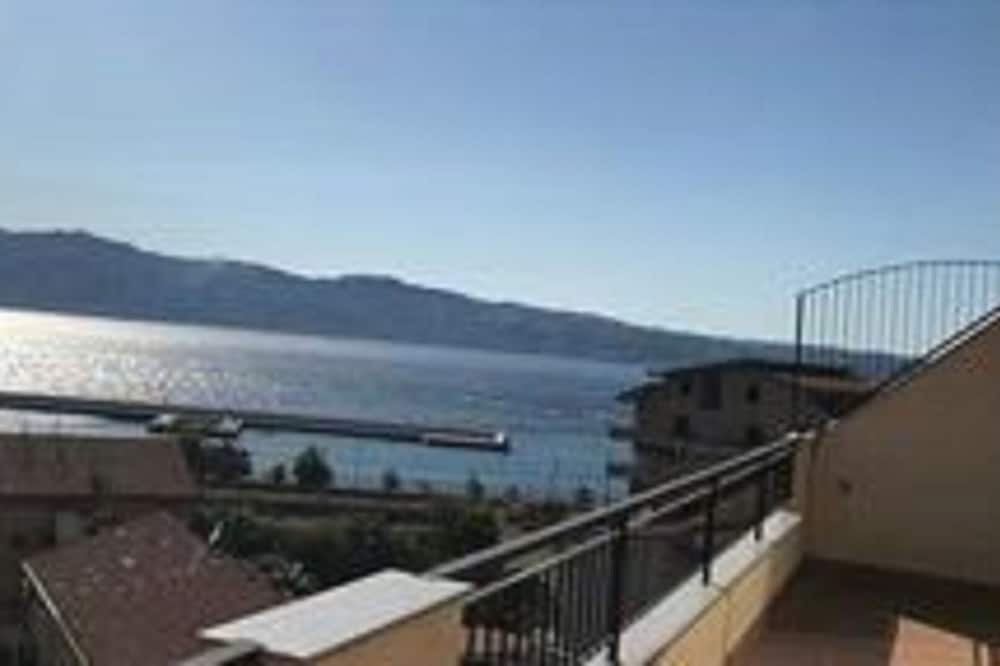Photo of Patio Balcony in Villa San Giovanni