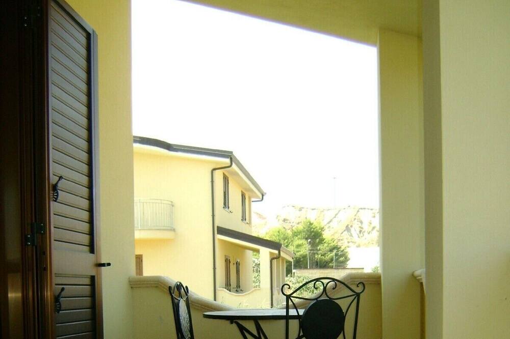 Photo of Patio Balcony in Caulonia