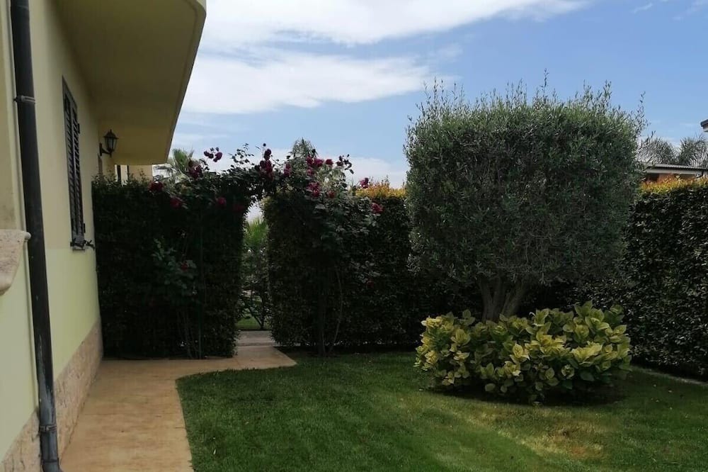 Photo of Outdoor in Caulonia