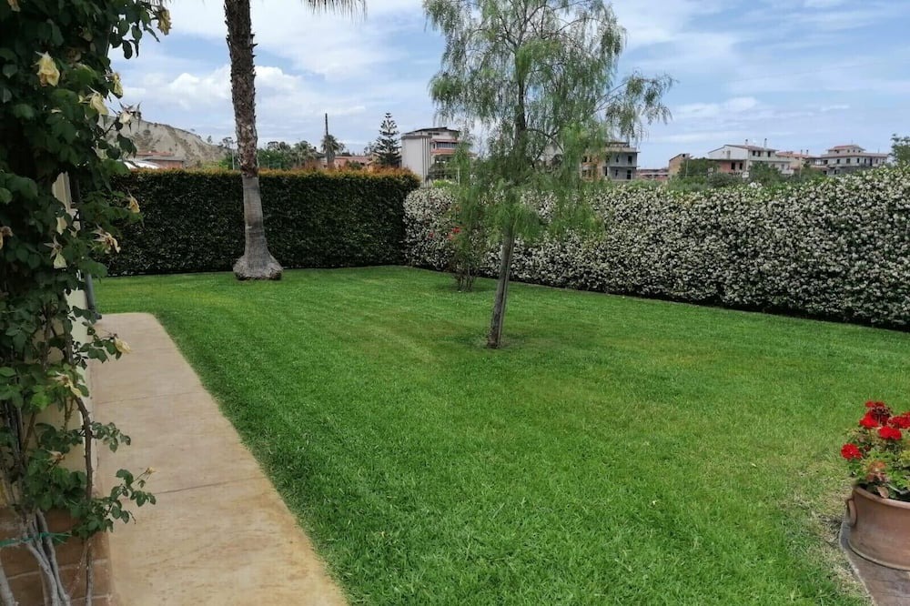 Photo of Outdoor in Caulonia