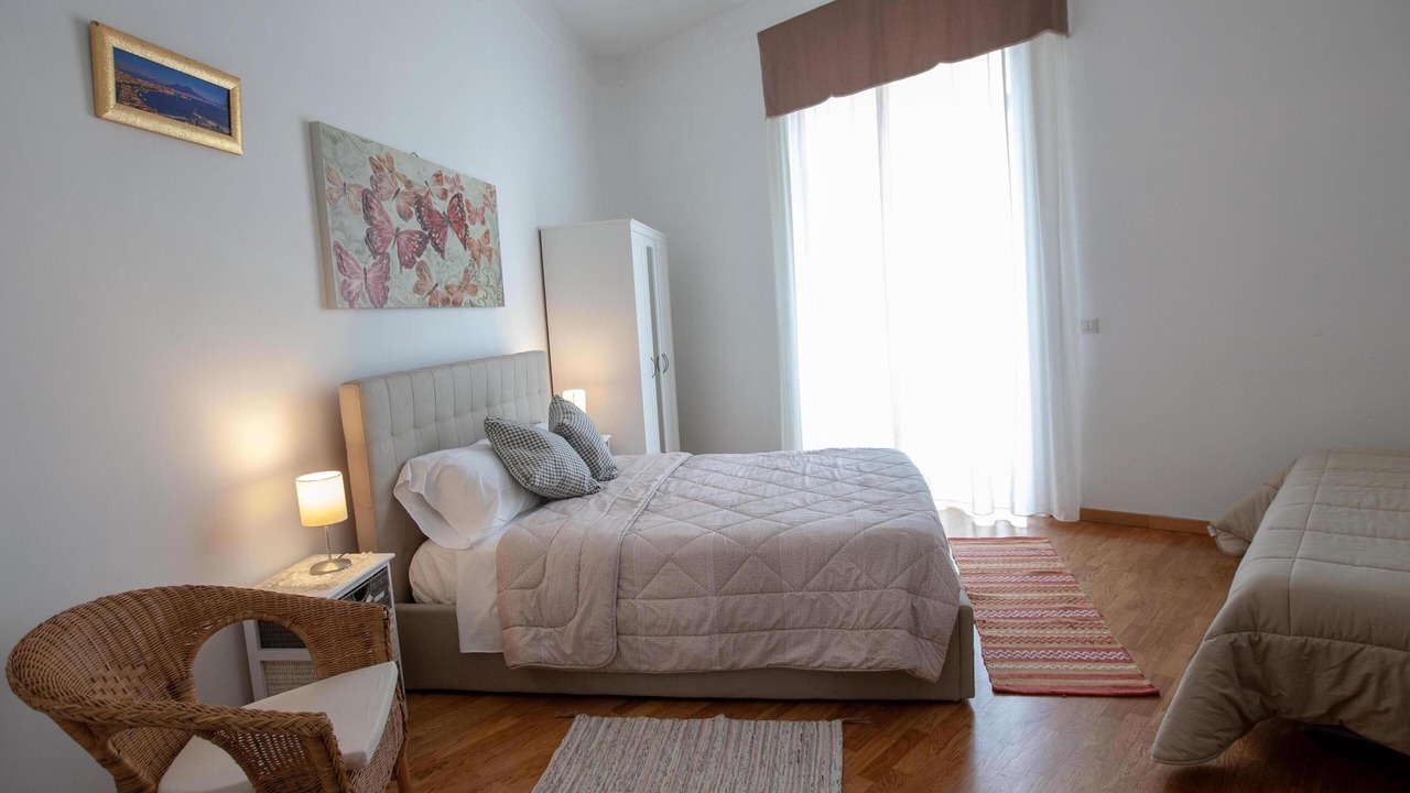 Photo of Bedroom in Naples City Centre