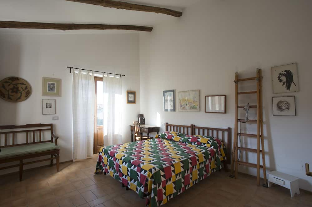 Photo of Bedroom in Latera