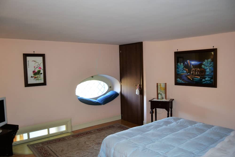 Photo of Bedroom in Naples