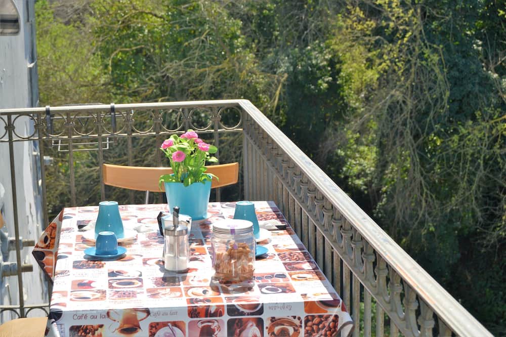 Photo of Patio Balcony in Naples