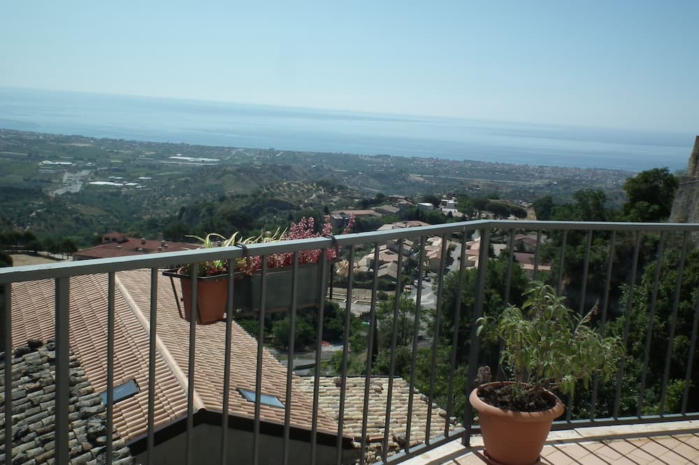 Photo of Patio Balcony in Gerace