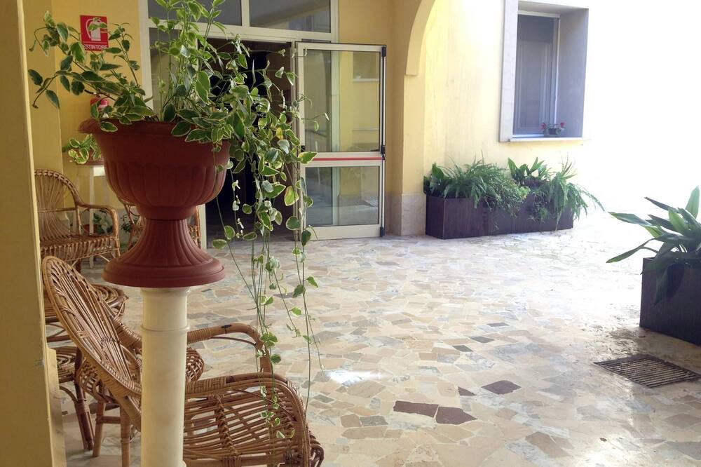 Photo of Patio Balcony in Castel Morrone