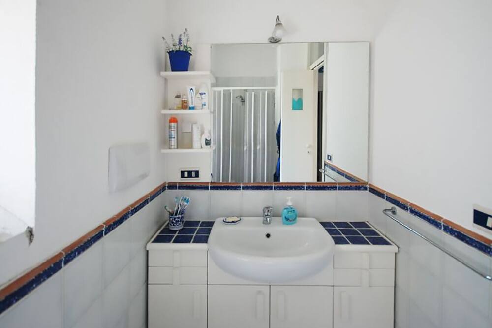Photo of Bathroom in Termini