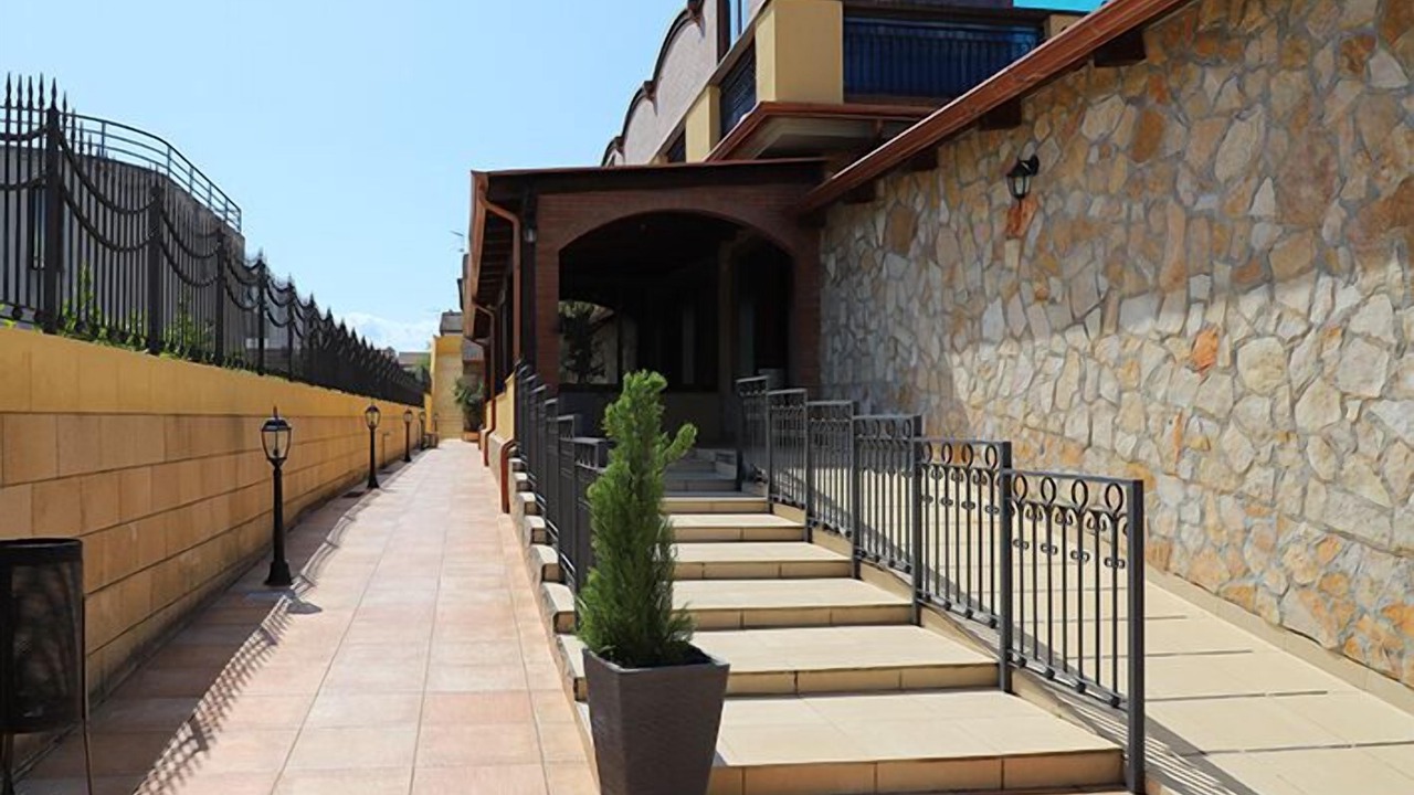 Photo of Outdoor in Fabrizio