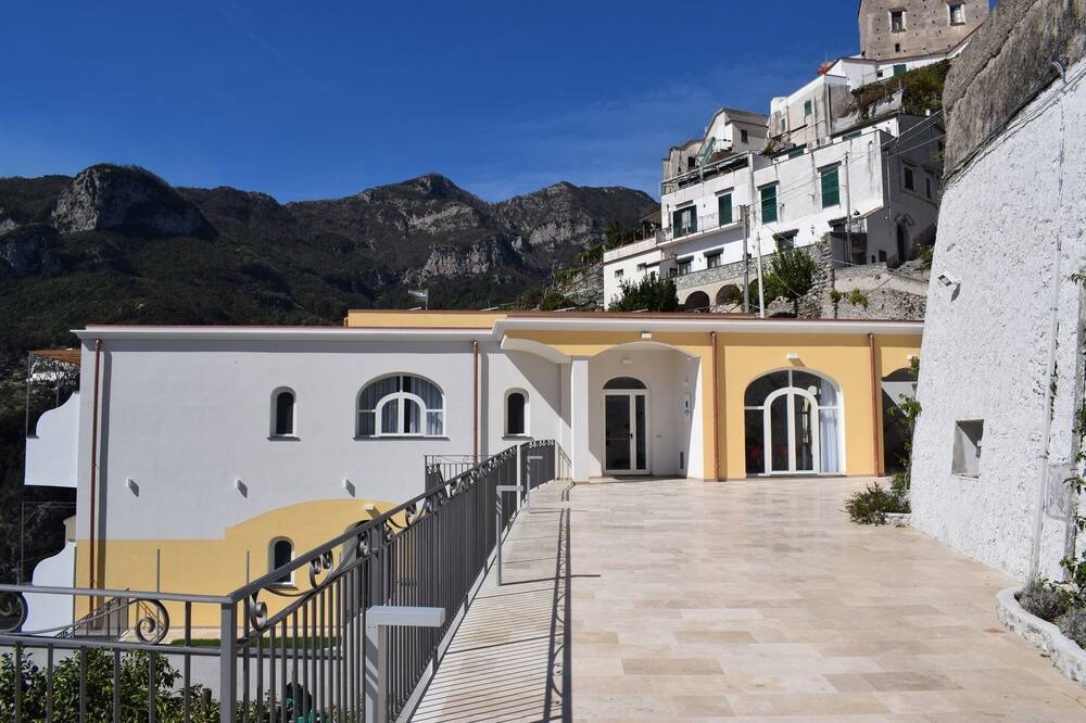 Photo of Outdoor in Pontone