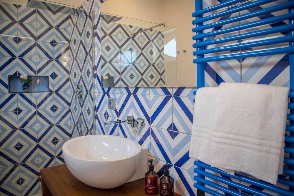 Photo of Bathroom in Pontone