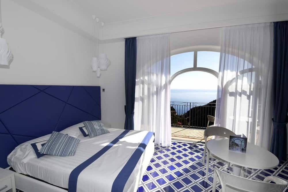 Photo of Bedroom in Pontone