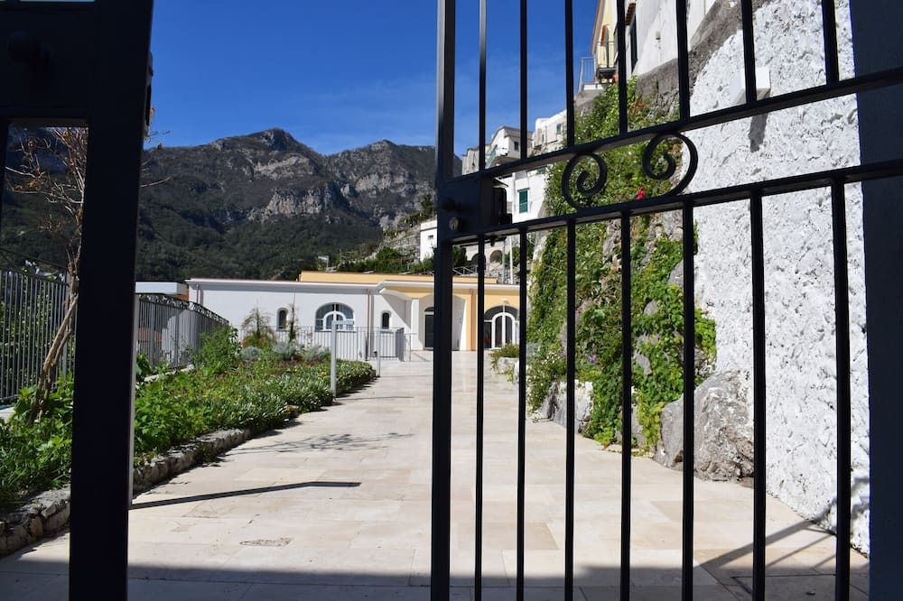 Photo of Outdoor in Pontone