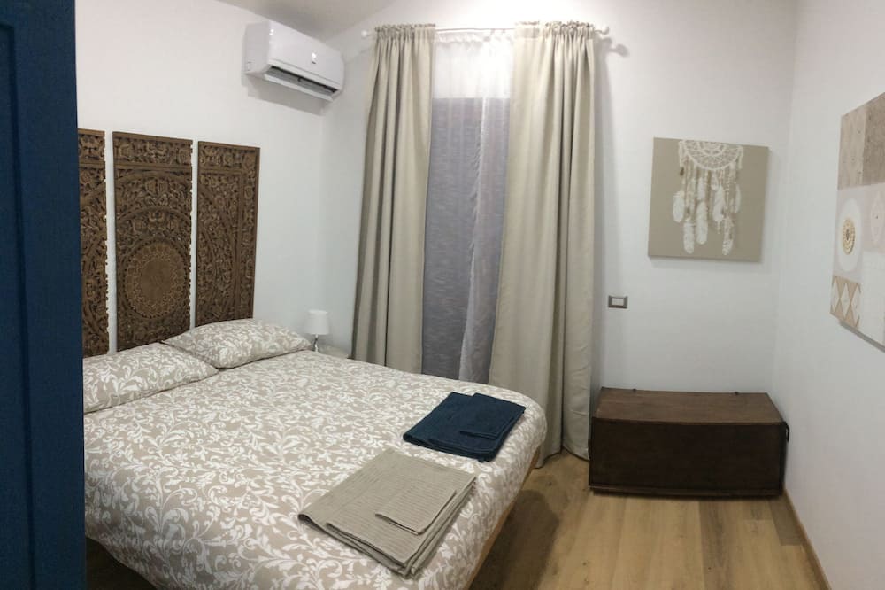 Photo of Bedroom in Casalnuovo di Napoli