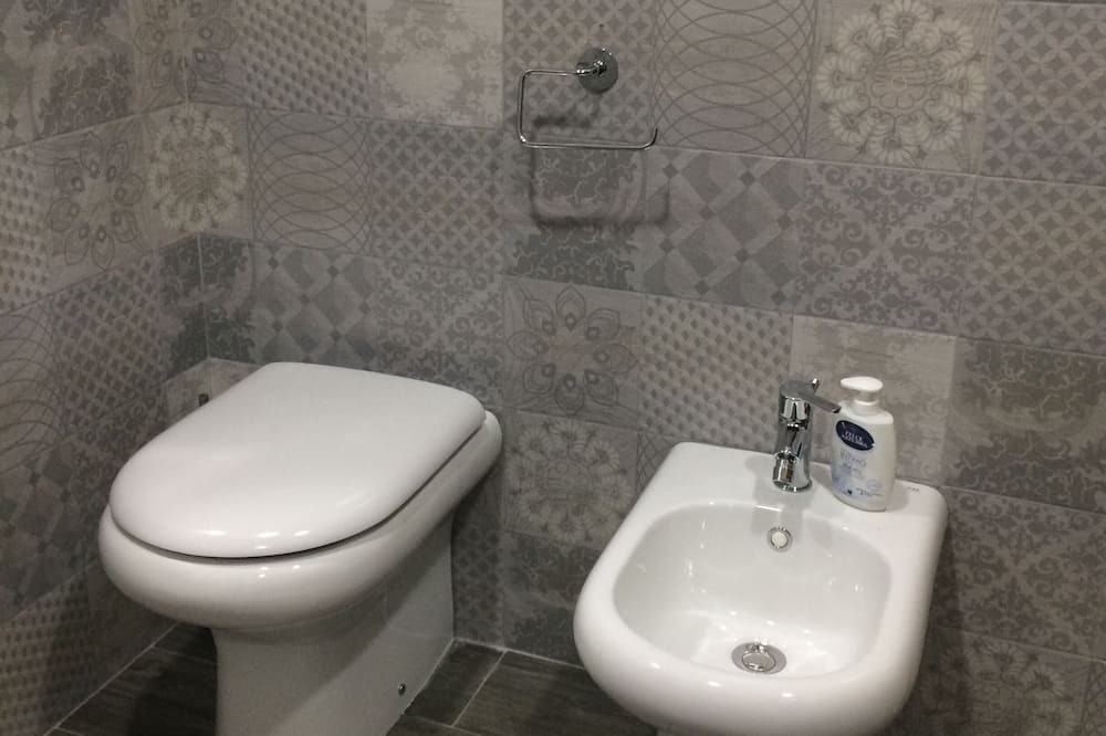 Photo of Bathroom in Casalnuovo di Napoli