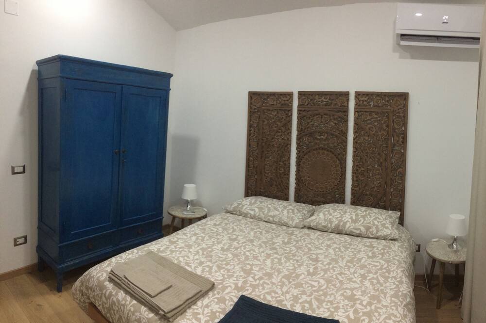 Photo of Bedroom in Casalnuovo di Napoli