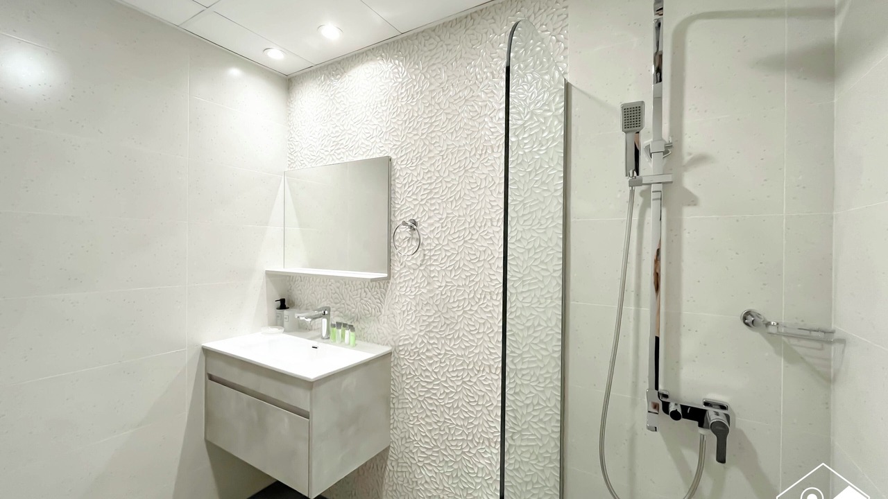 Photo of Bathroom in Al Barsha