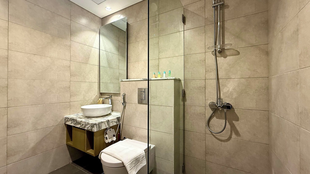Photo of Bathroom in Sheikh Zayed Road