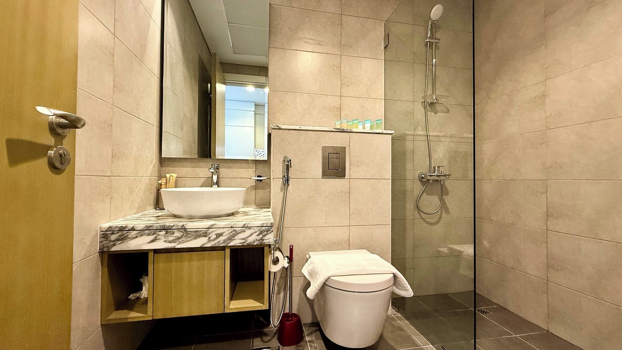 Photo of Bathroom in Sheikh Zayed Road