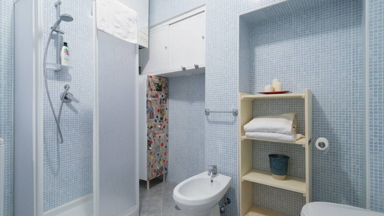 Photo of Bathroom in Quartieri Spagnoli