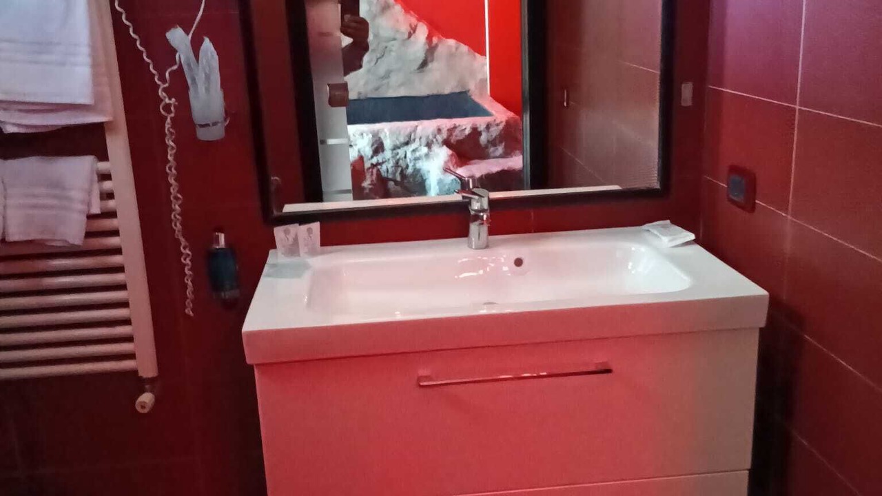 Photo of Bathroom in Giugliano in Campania