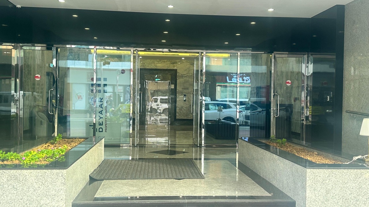 Photo of Outdoor in Al Barsha 1