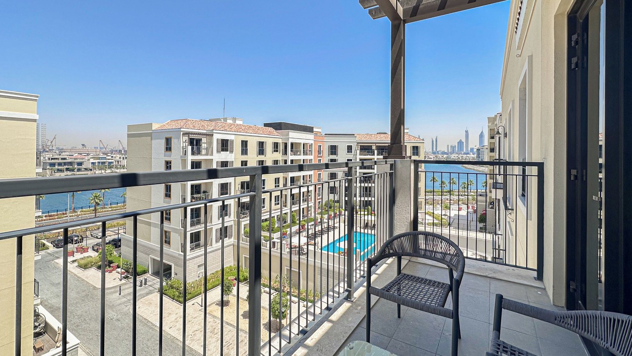 Photo of Patio Balcony in Jumeira 1