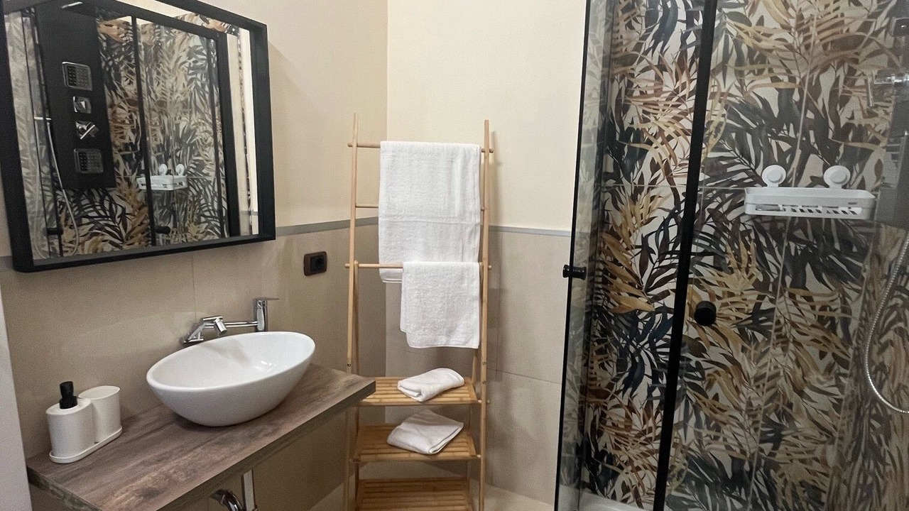 Photo of Bathroom in Chiaia