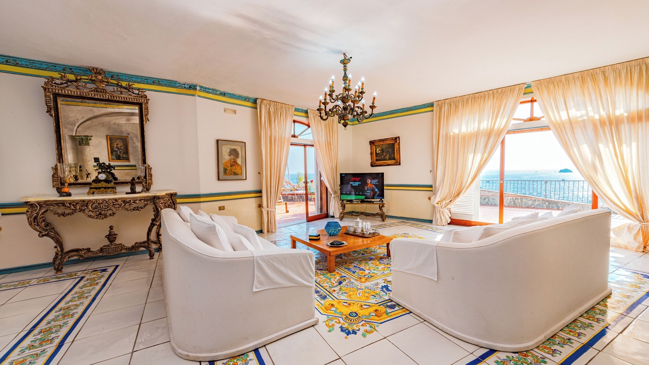 Photo of Livingroom in Furore