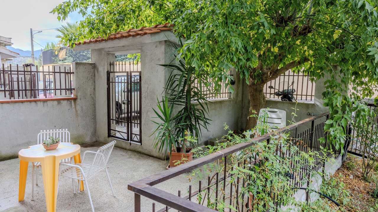Photo of Patio Balcony in Guardavalle