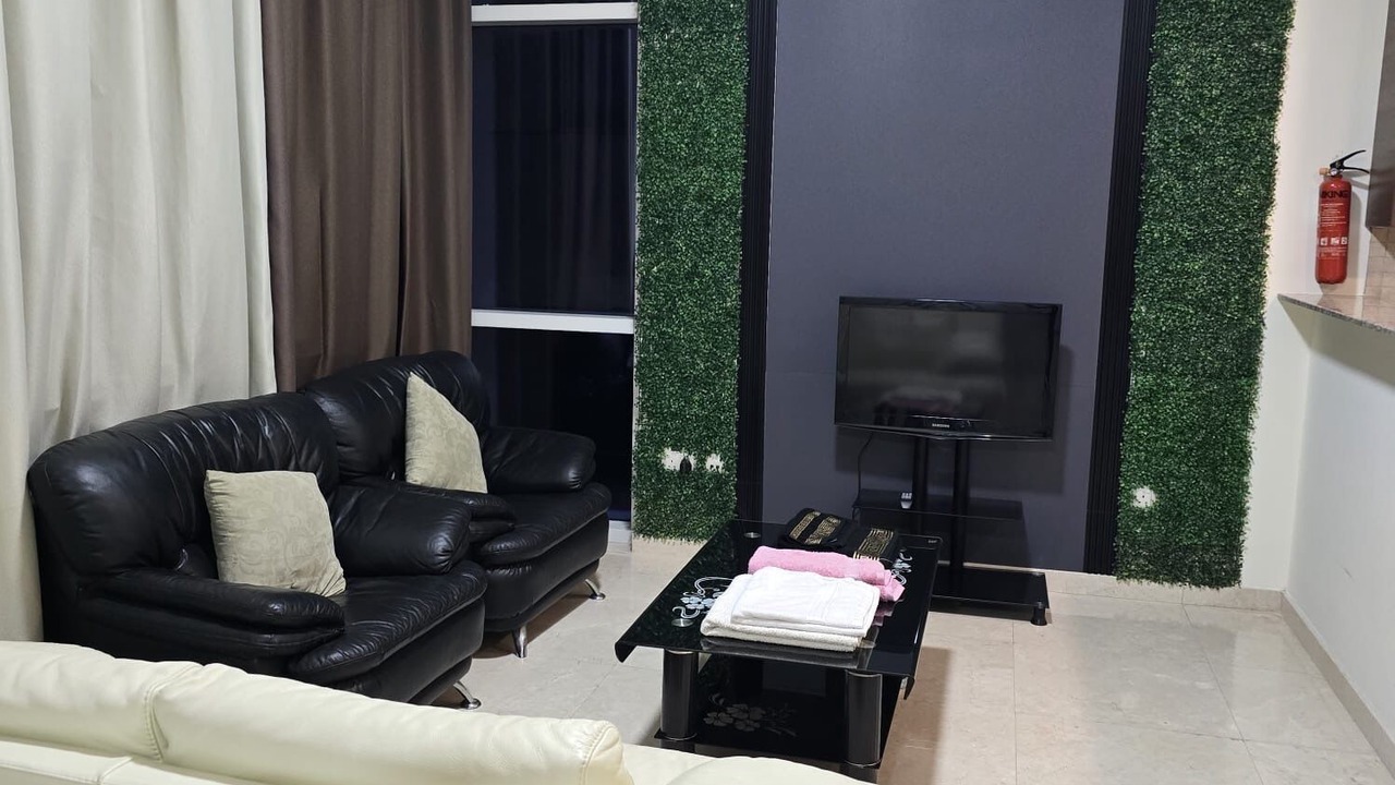 Photo of Livingroom in Za'abeel 2