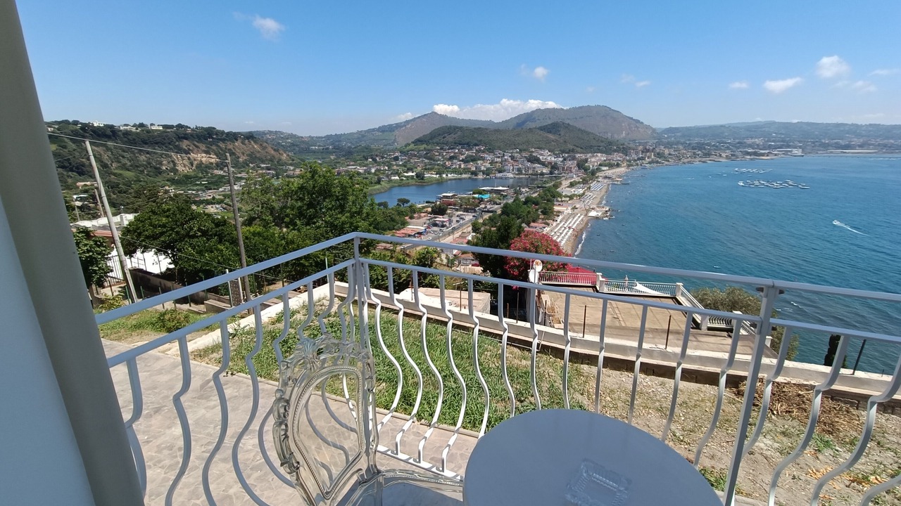 Photo of Others in Baia