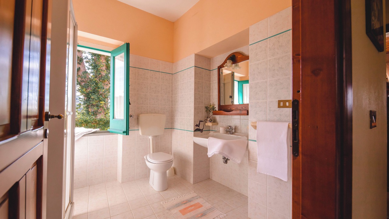 Photo of Bathroom in Guardavalle