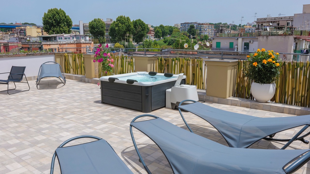 Photo of Patio Balcony in Naples