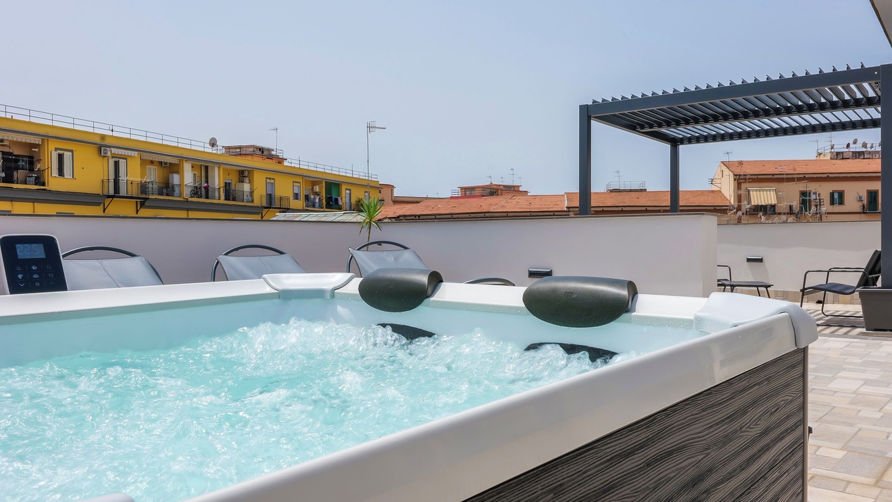 Photo of Patio Balcony in Naples
