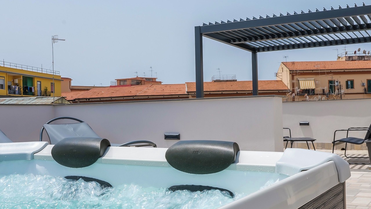 Photo of Patio Balcony in Naples