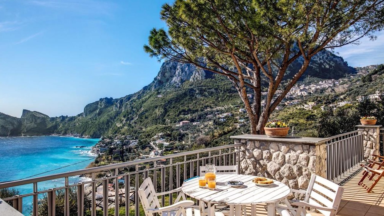 Photo of Outdoor in Sirenuse