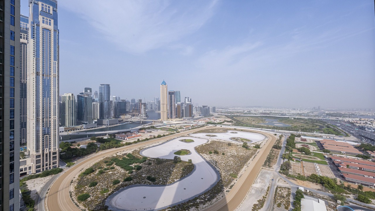 Photo of Others in Sheikh Zayed Road